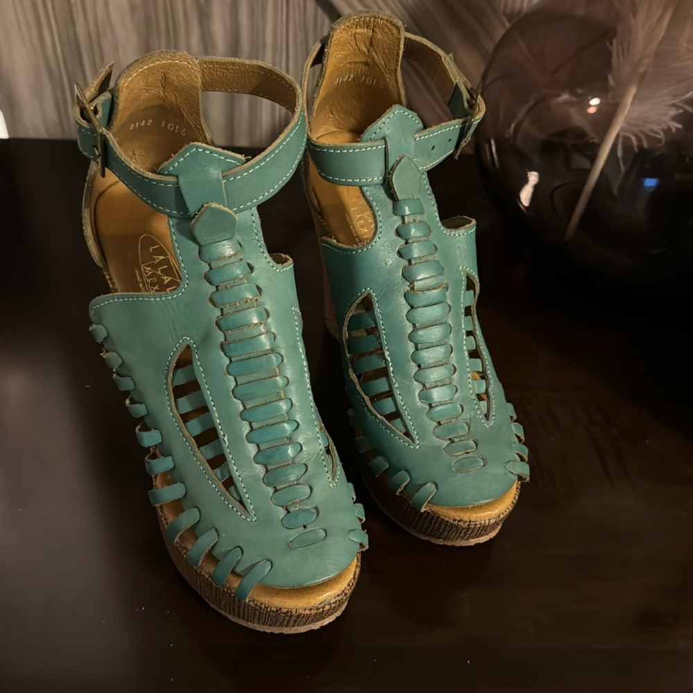 Leather wedges